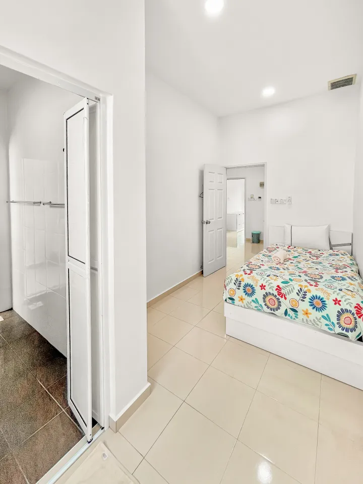 Yong Peng, Johor- 4 Bedroom Double Storey Landed Hs 6