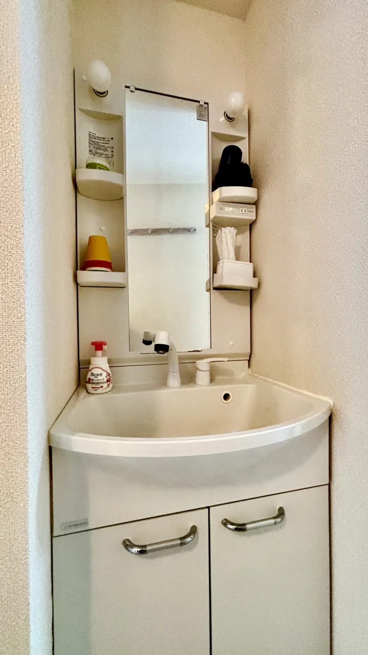 UENO SAKURA INN room number 401-10
