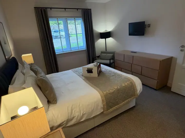 Two-Bedroom Lodge Terrace 11