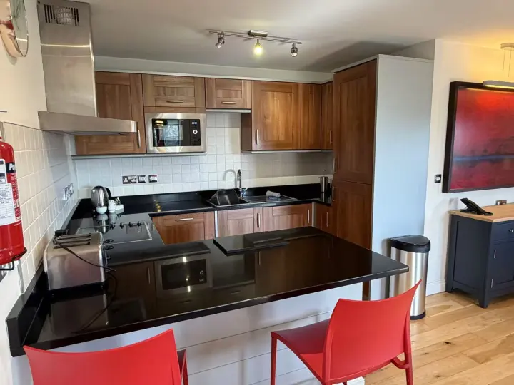 Two Bedroom Lodge with Sea View 7