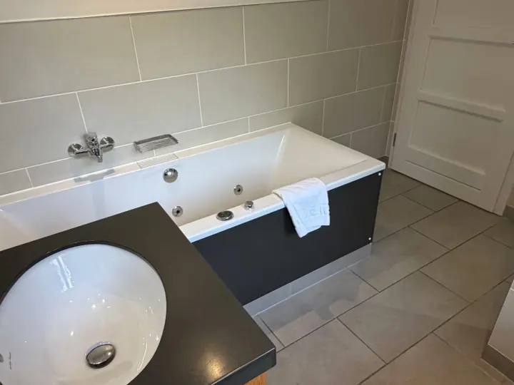 Two-Bedroom Lodge Terrace 13