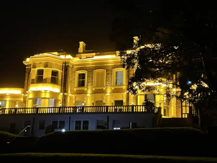 Trenython Manor Resort 5