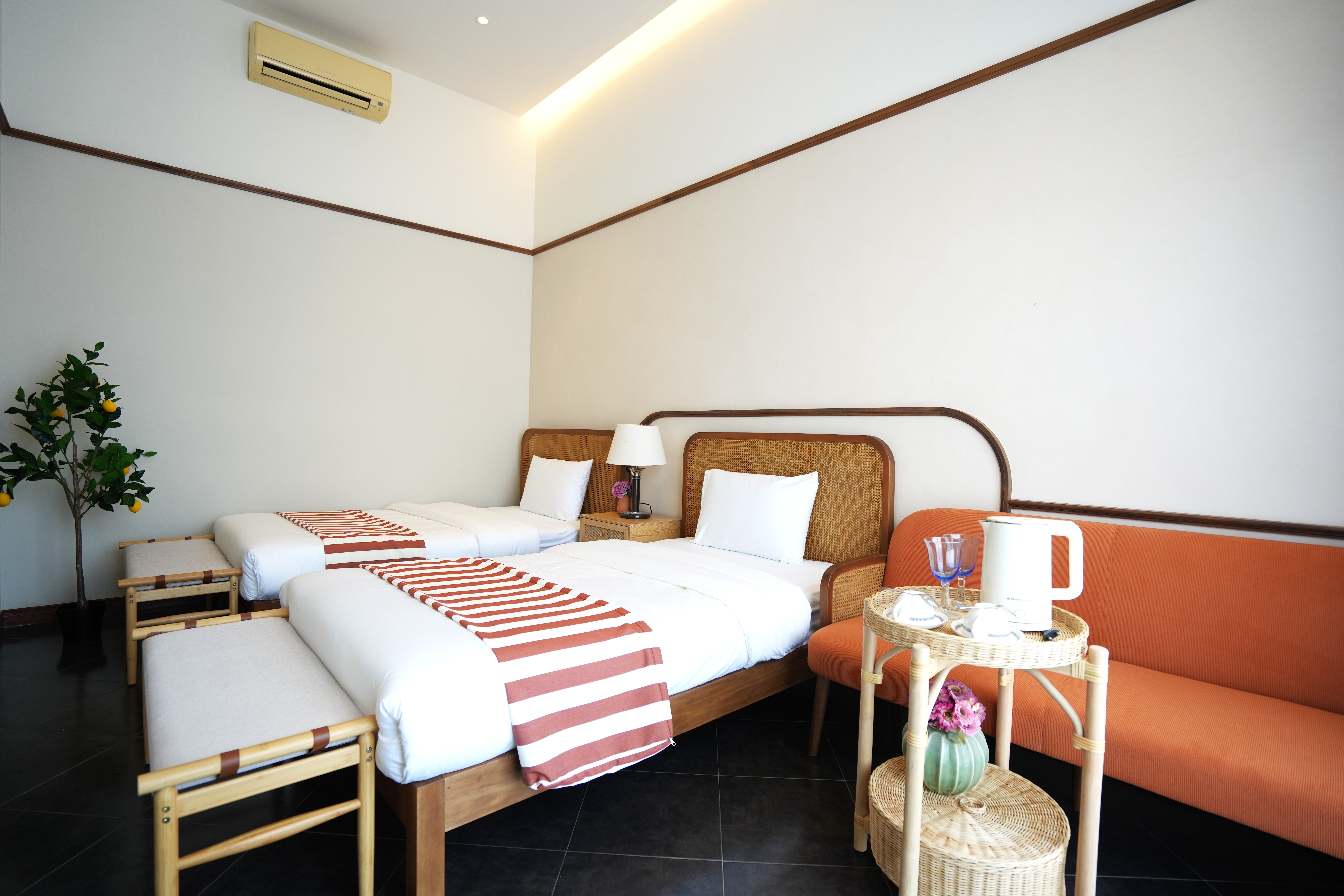 Twin Room with Pool View 1