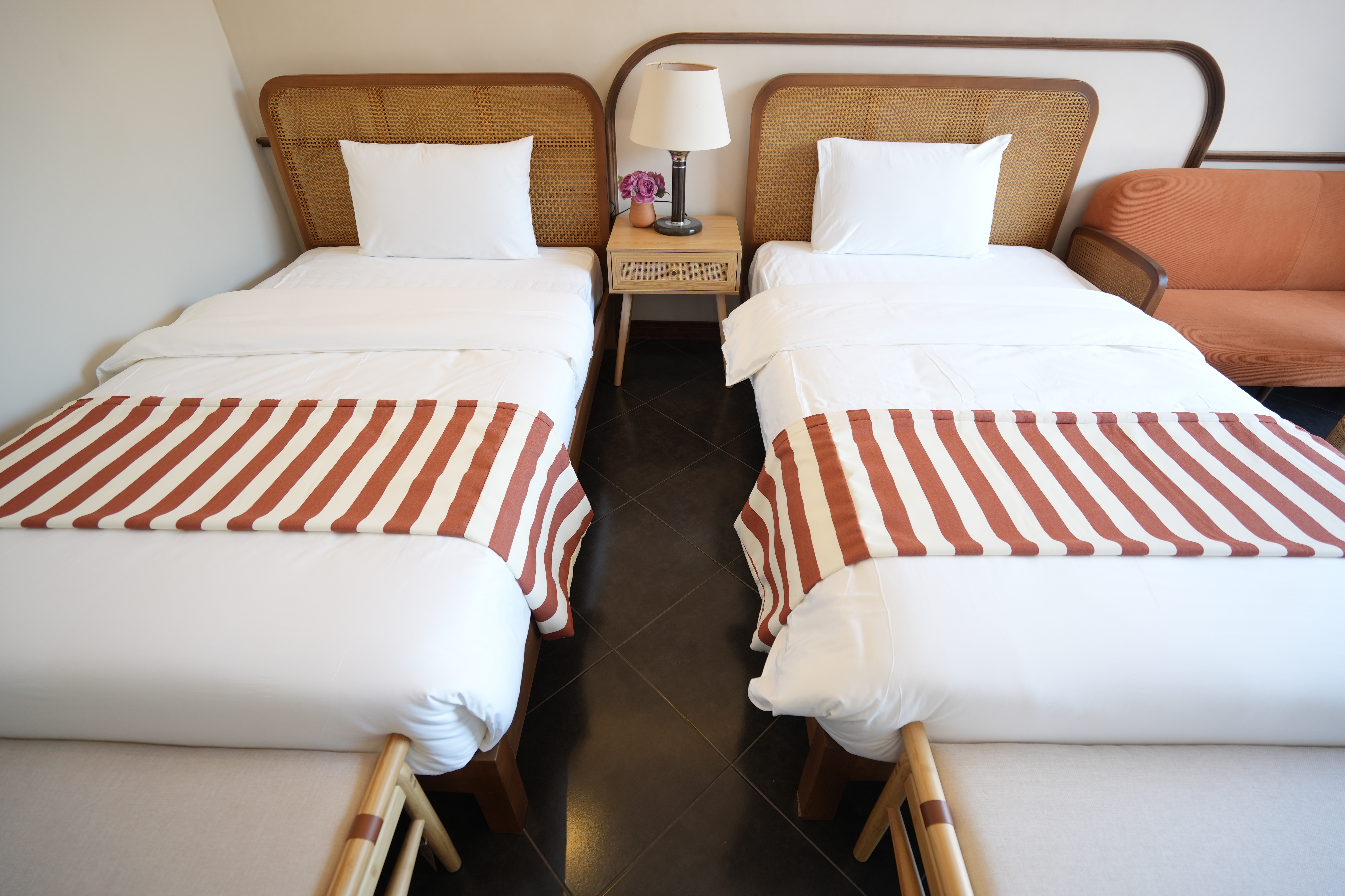 Twin Room with Pool View 5