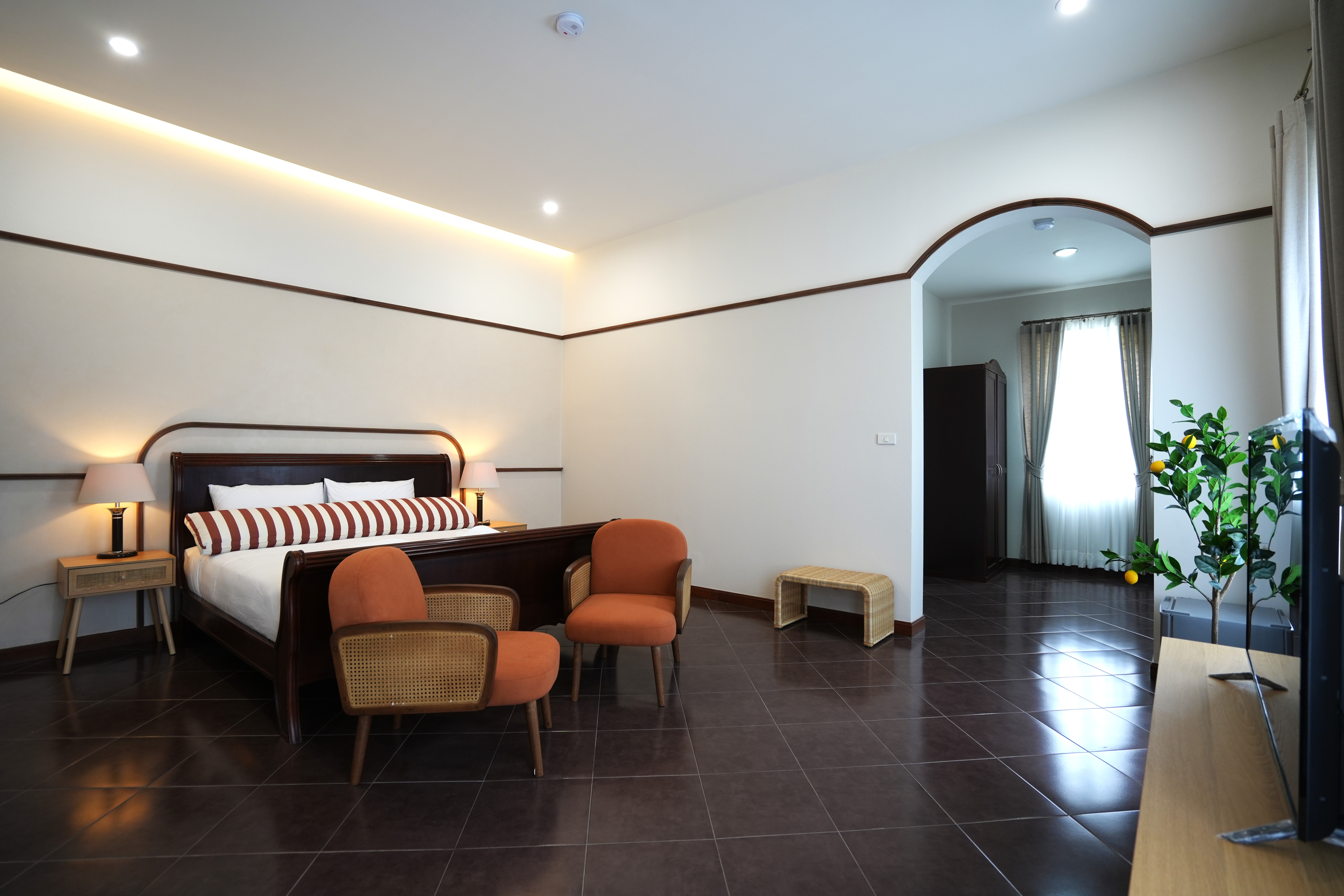 Deluxe Room 1