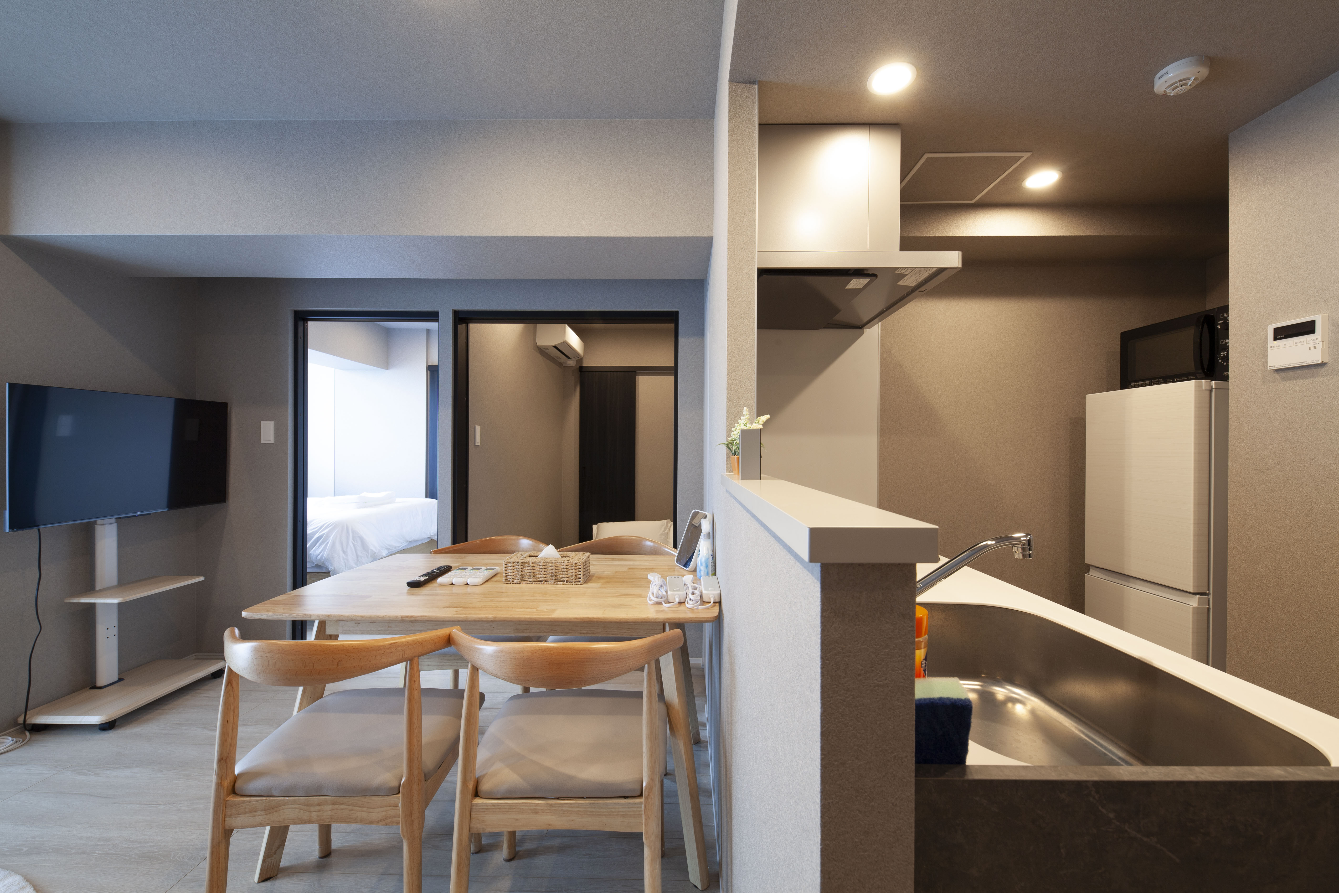 Spacious Japanese-Modern Suite (TypeA) 4
