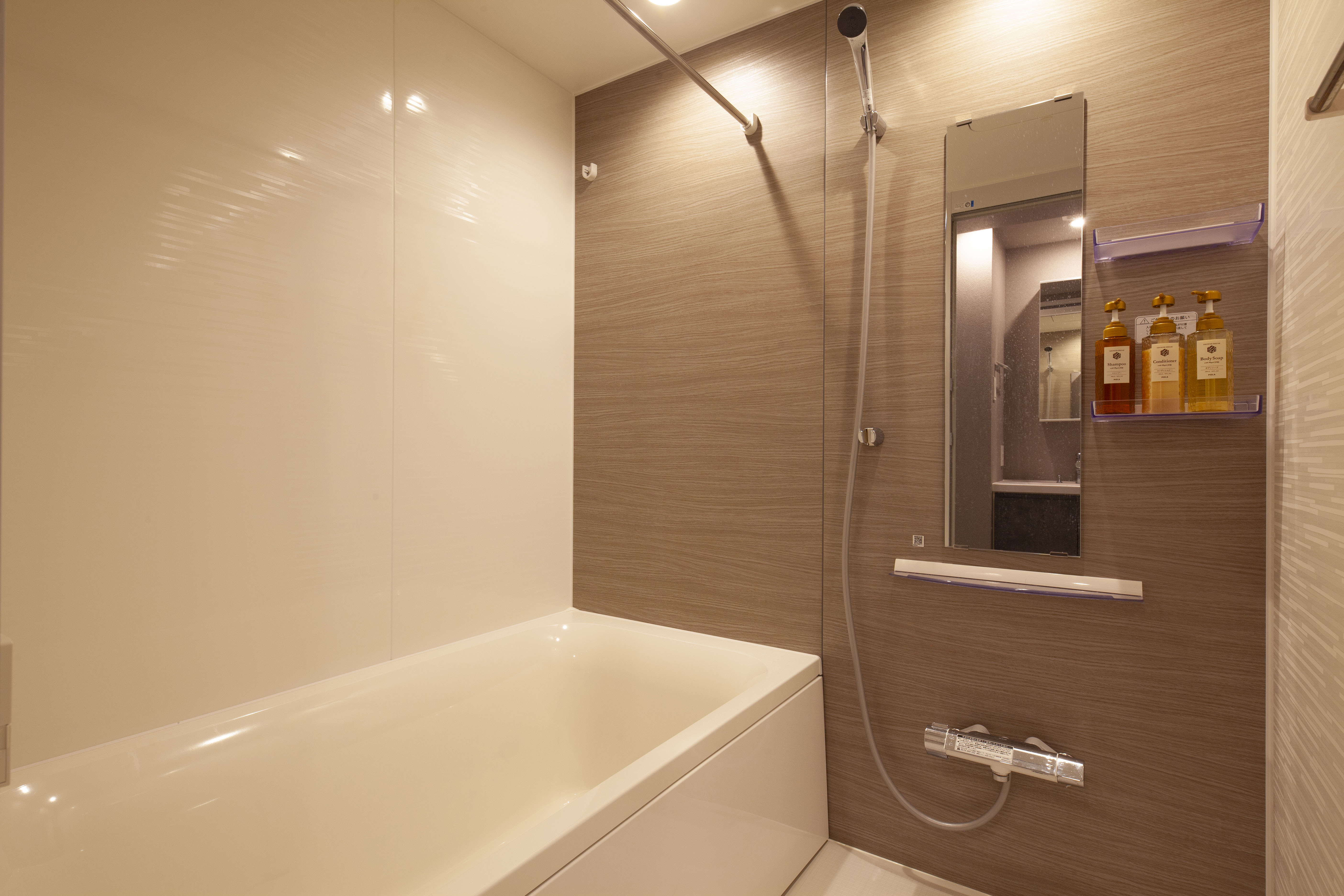 Spacious Japanese-Modern Three-Bedroom Suite (TypeE) 11