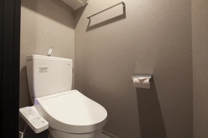 Spacious Japanese-Modern Three-Bedroom Suite (TypeE) 4