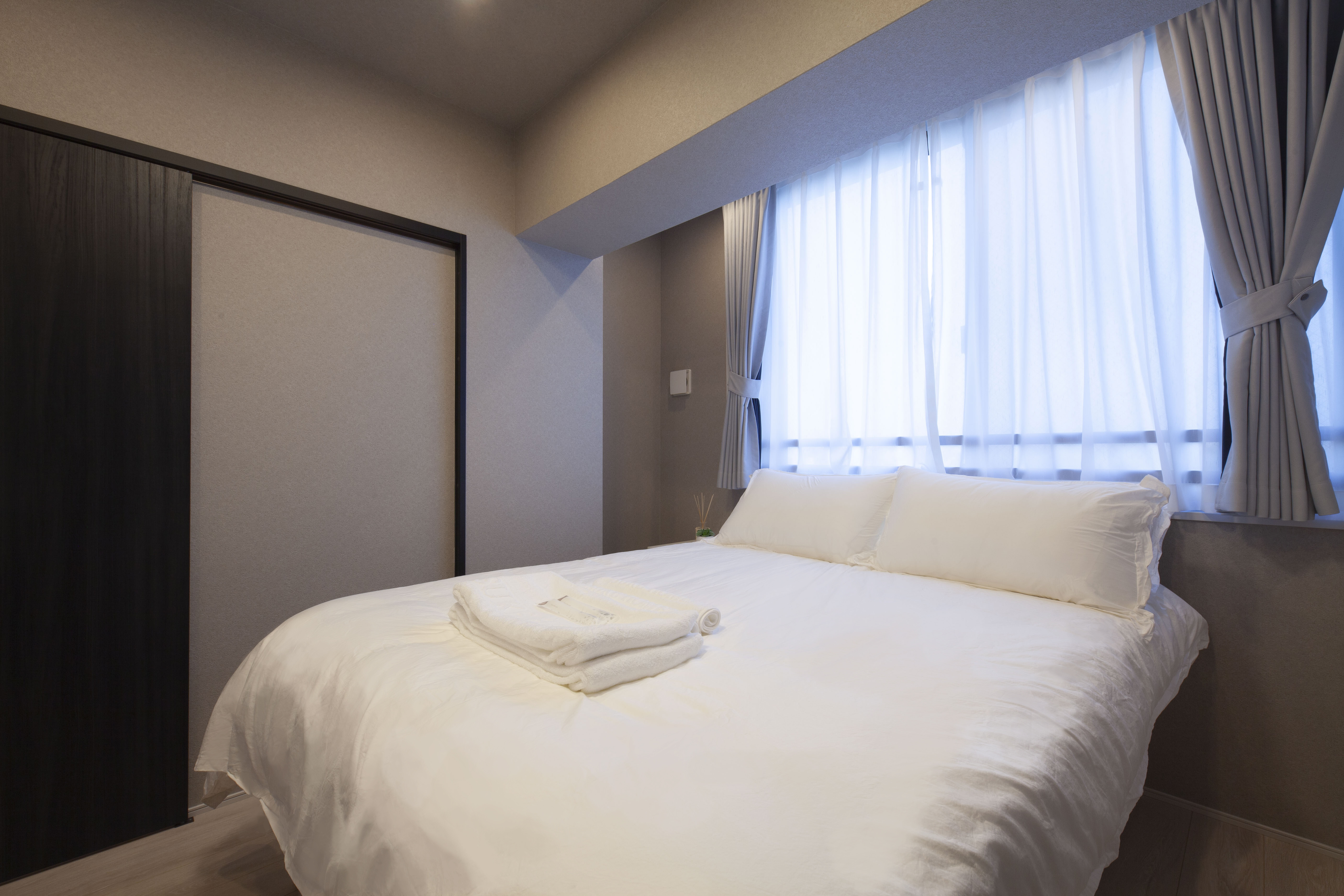 Spacious Japanese-Modern Three-Bedroom Suite (TypeE) 20