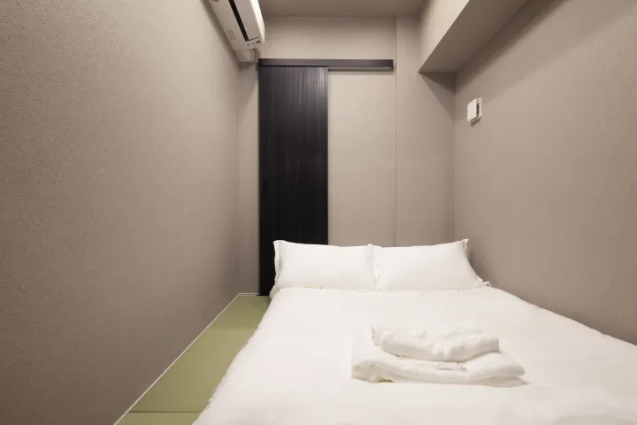 Spacious Japanese-Modern Three-Bedroom Suite (TypeE) 2