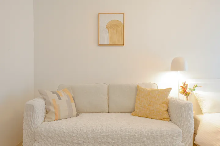Double Room with Sofa Bed (402) 2