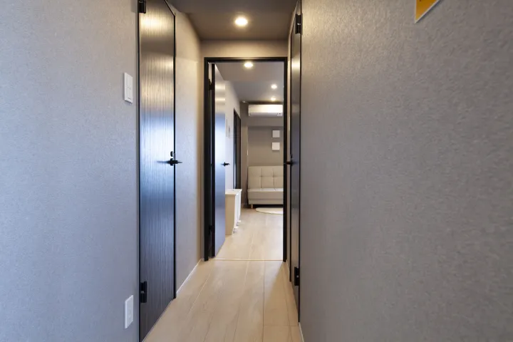 Spacious Japanese-Modern Three-Bedroom Suite (TypeE) 16