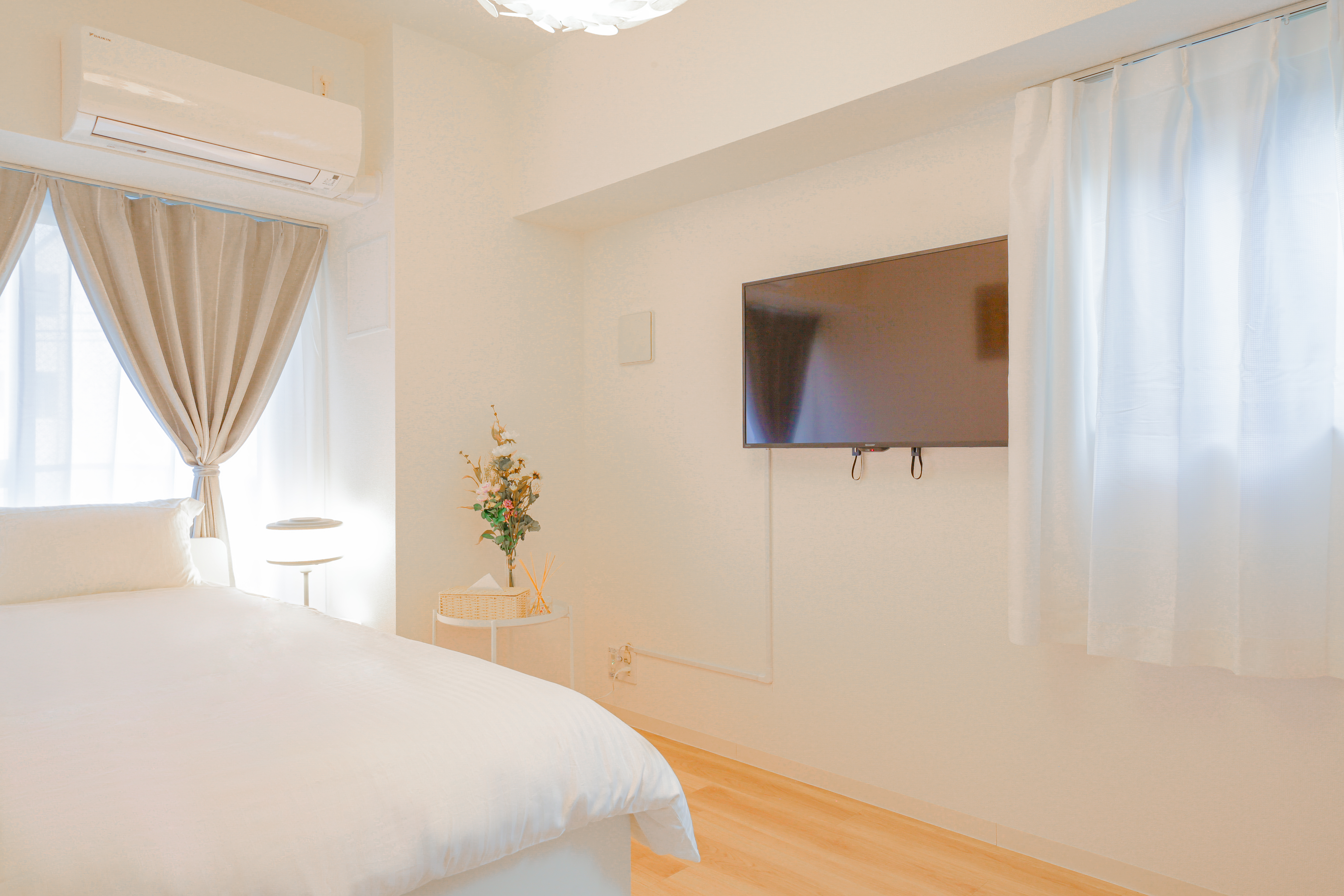 Double Room with Sofa Bed (402) 4