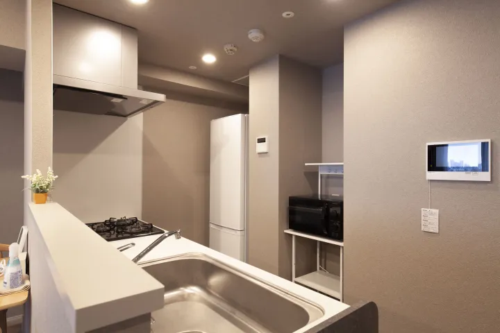 Spacious Japanese-Modern Three-Bedroom Suite (TypeE) 9