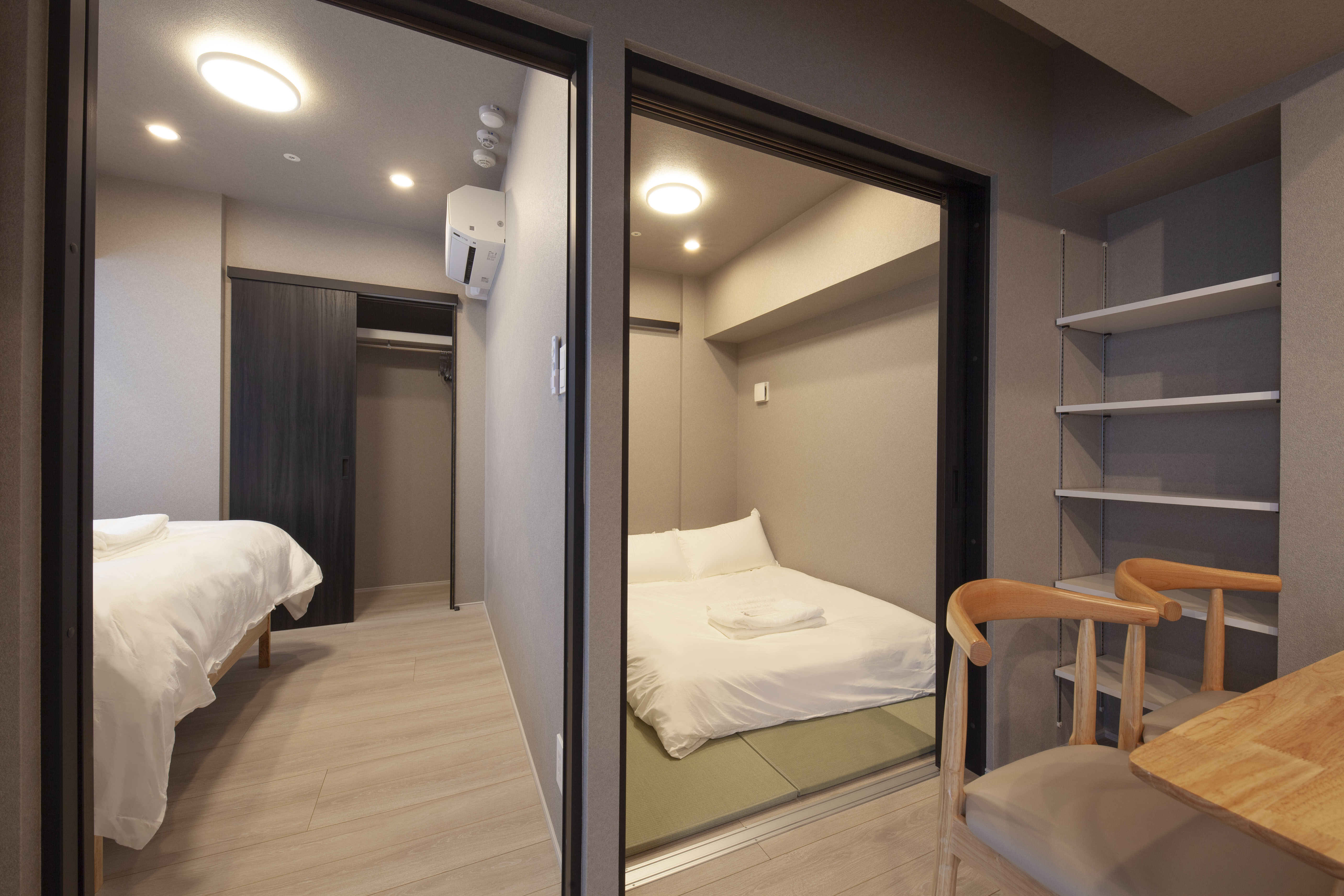 Spacious Japanese-Modern Three-Bedroom Suite (TypeE) 1
