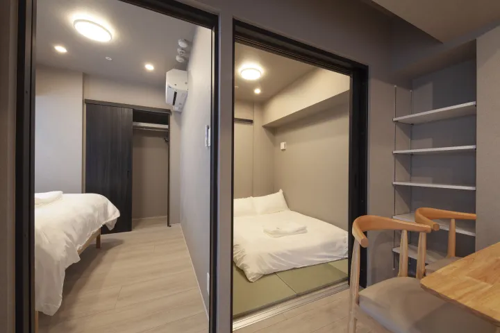 Spacious Japanese-Modern Three-Bedroom Suite (TypeE) 1