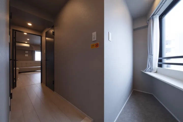 Spacious Japanese-Modern Three-Bedroom Suite (TypeE) 15