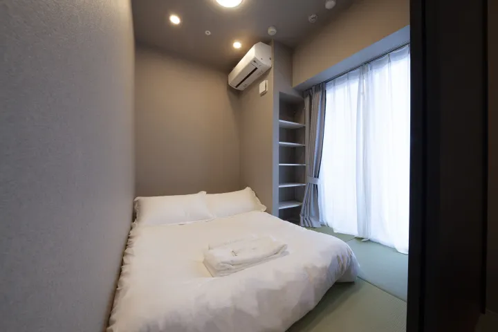 Spacious Japanese-Modern Three-Bedroom Suite (TypeE) 5