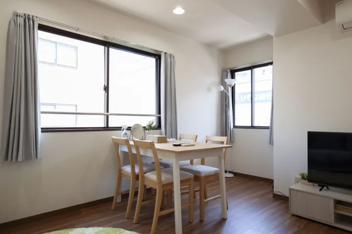 (603) Japanese Family Suite 9