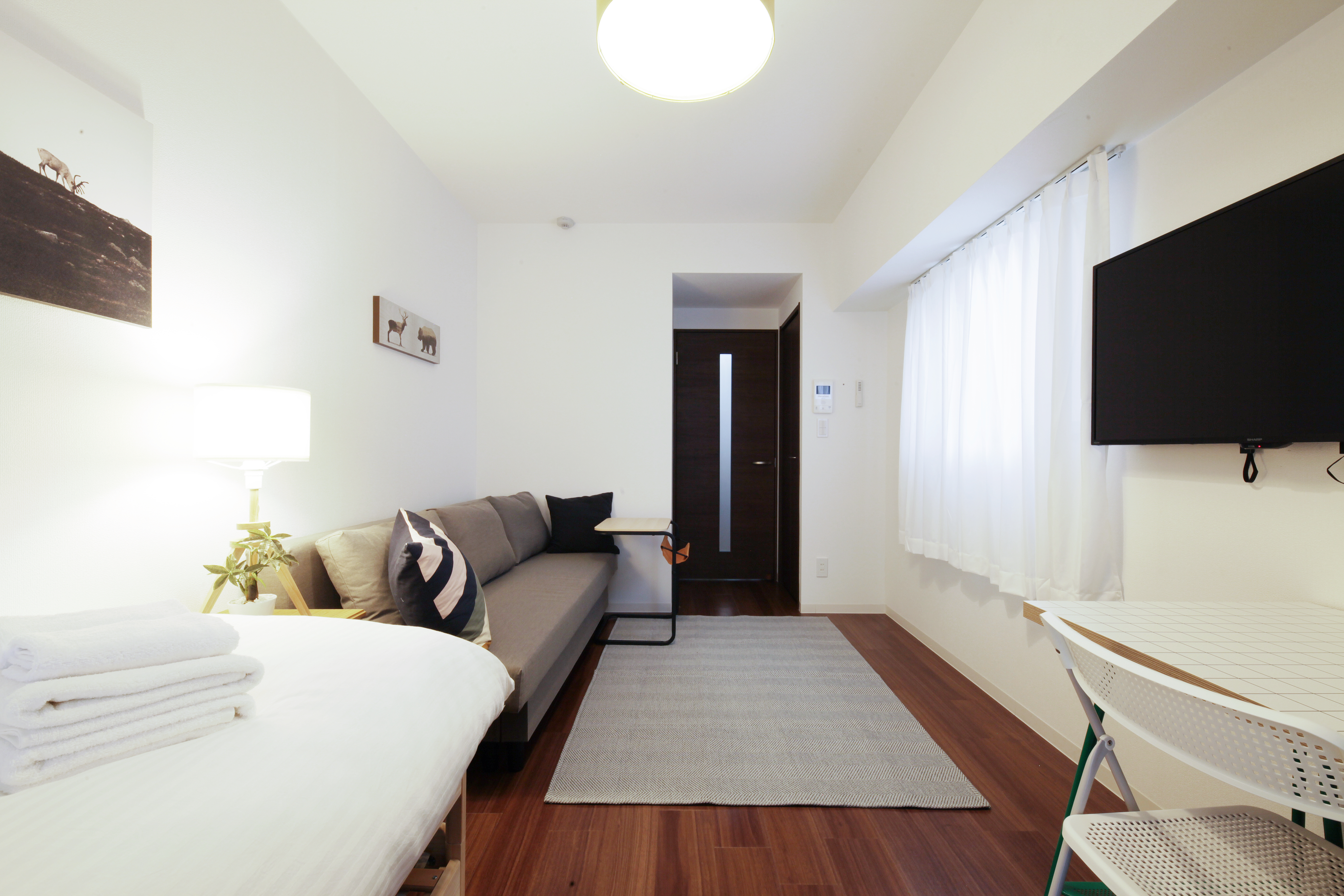 Compact Family Room (301) 9
