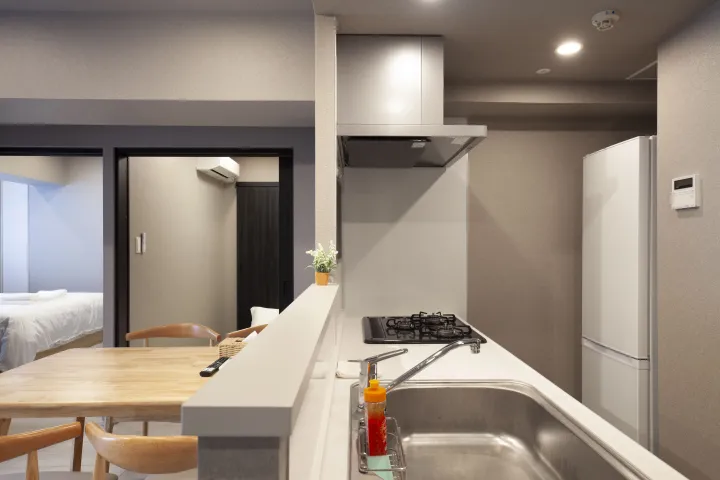 Spacious Japanese-Modern Three-Bedroom Suite (TypeE) 8