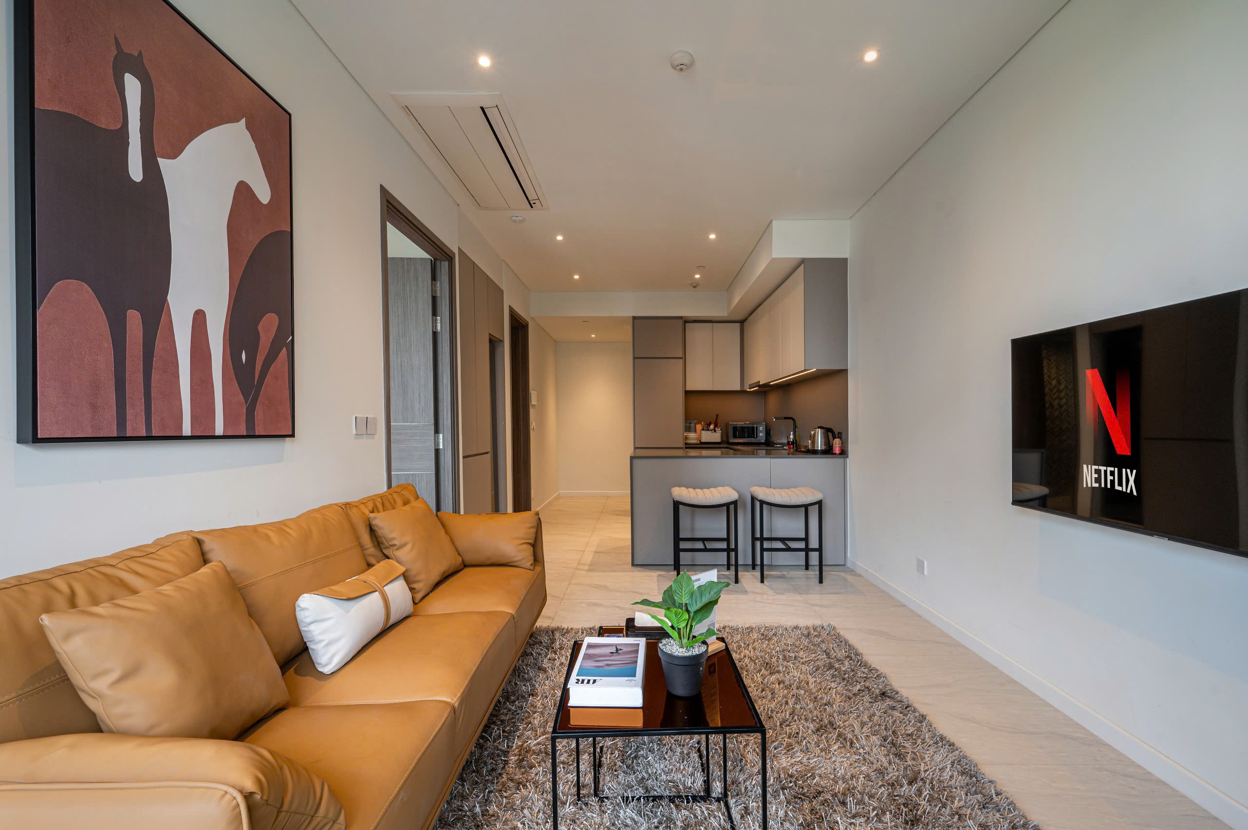 Opera 1 Bedroom 1