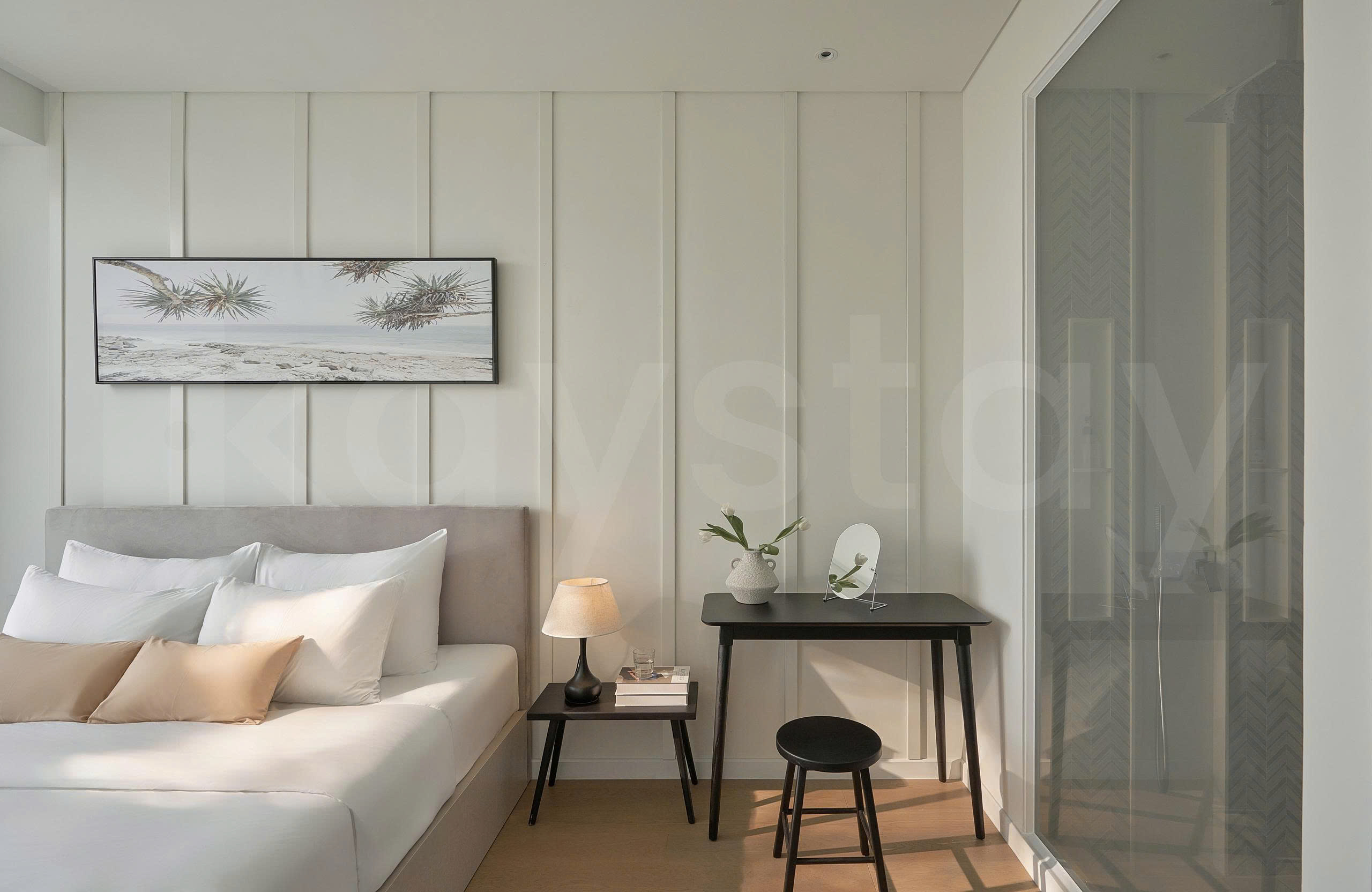 Opera Superior 2 Bedroom 1