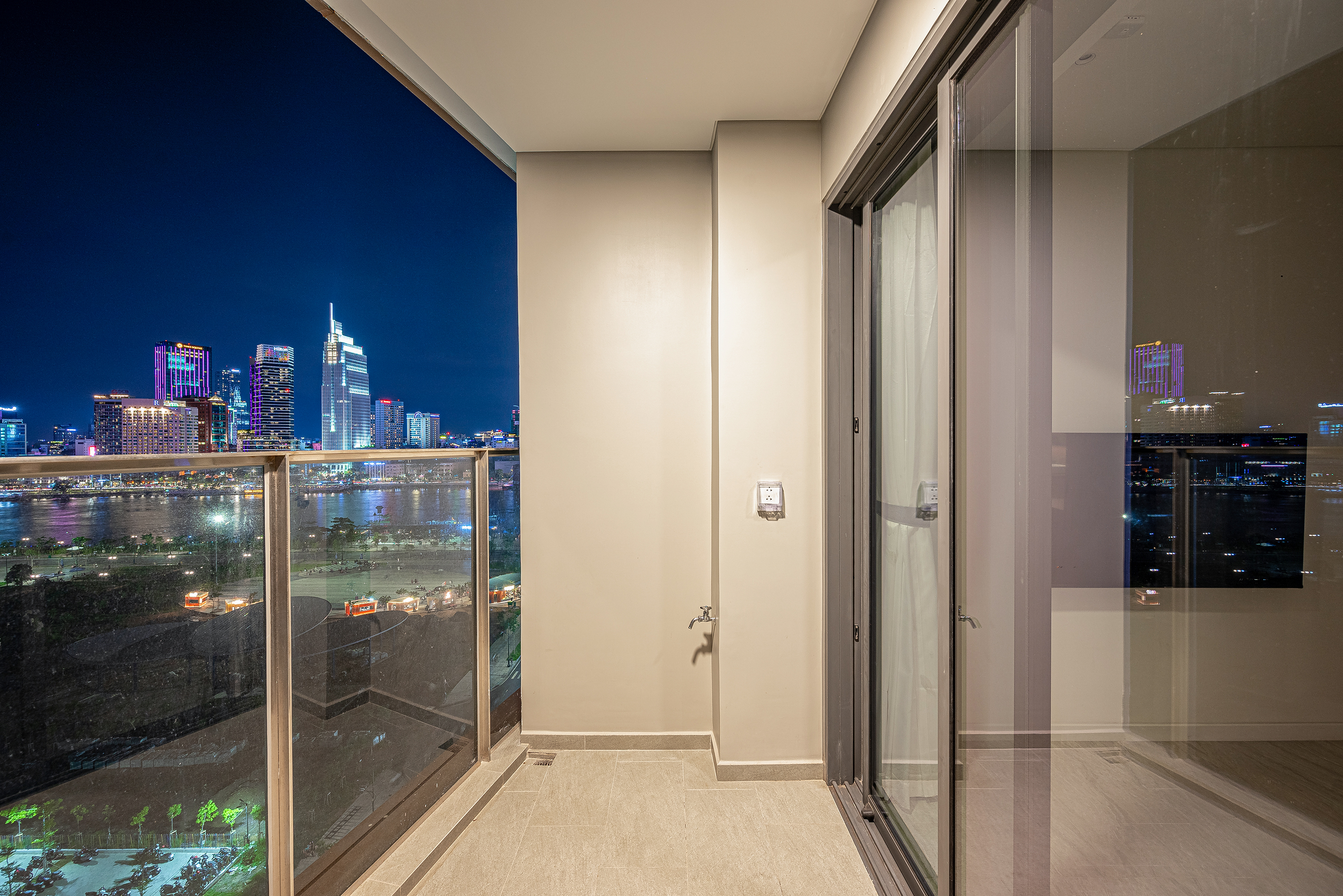 Opera Superior 2 Bedroom 22