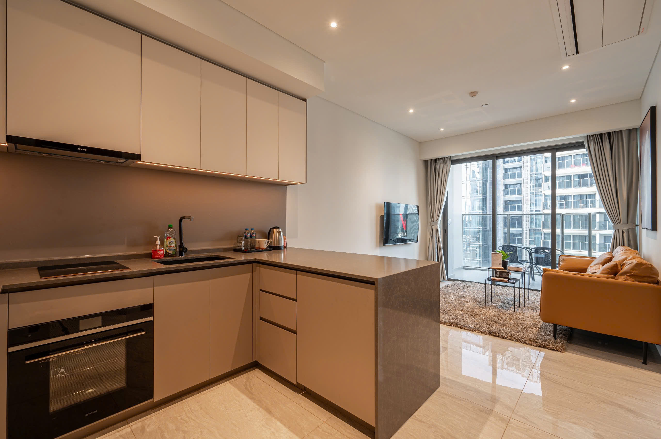 Opera 1 Bedroom 13