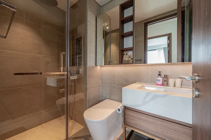 Crest 2 Bedroom 17
