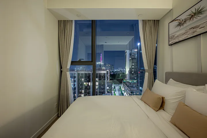 Opera 2 Bedroom Corner 6