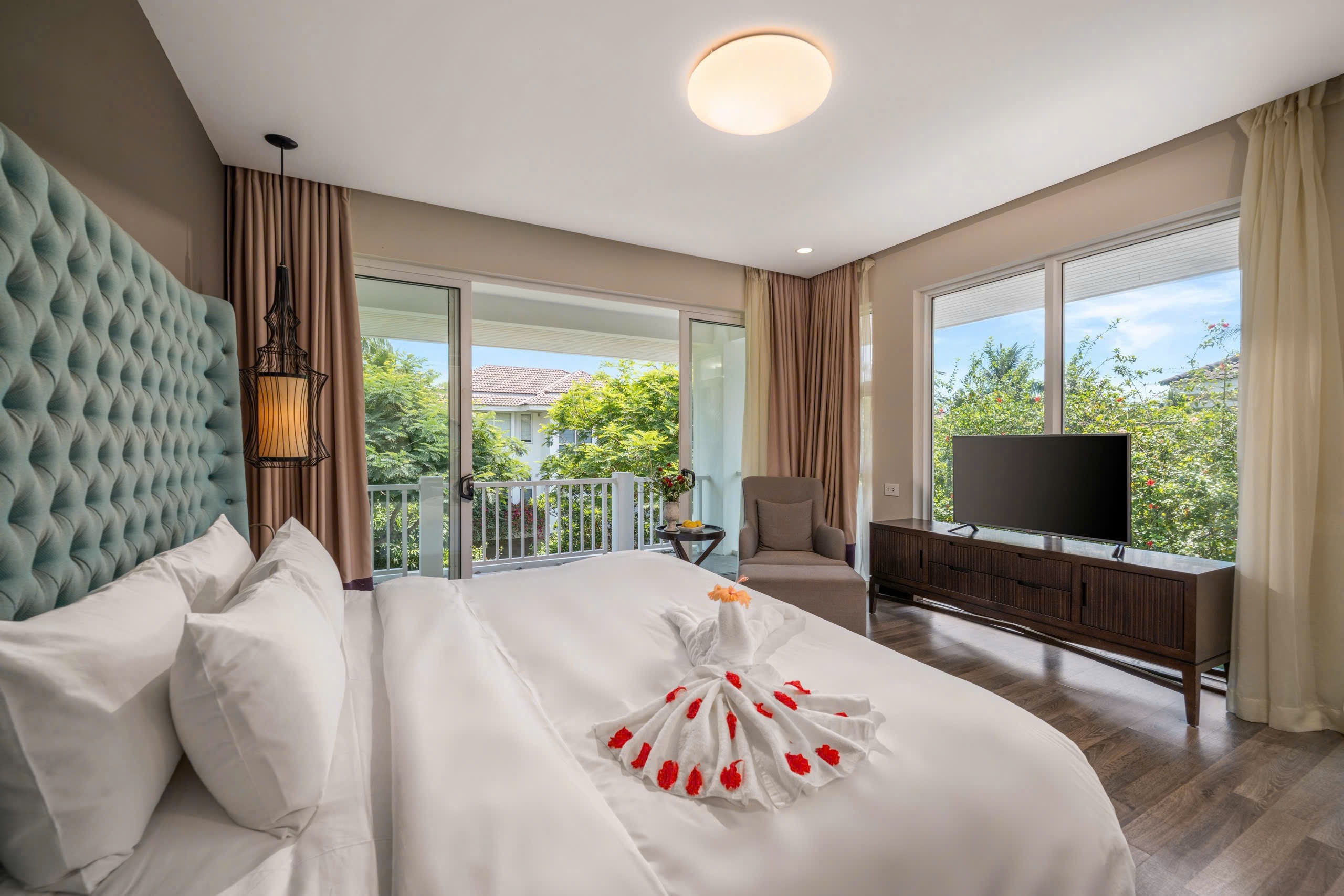 6 Bedroom Villa-24