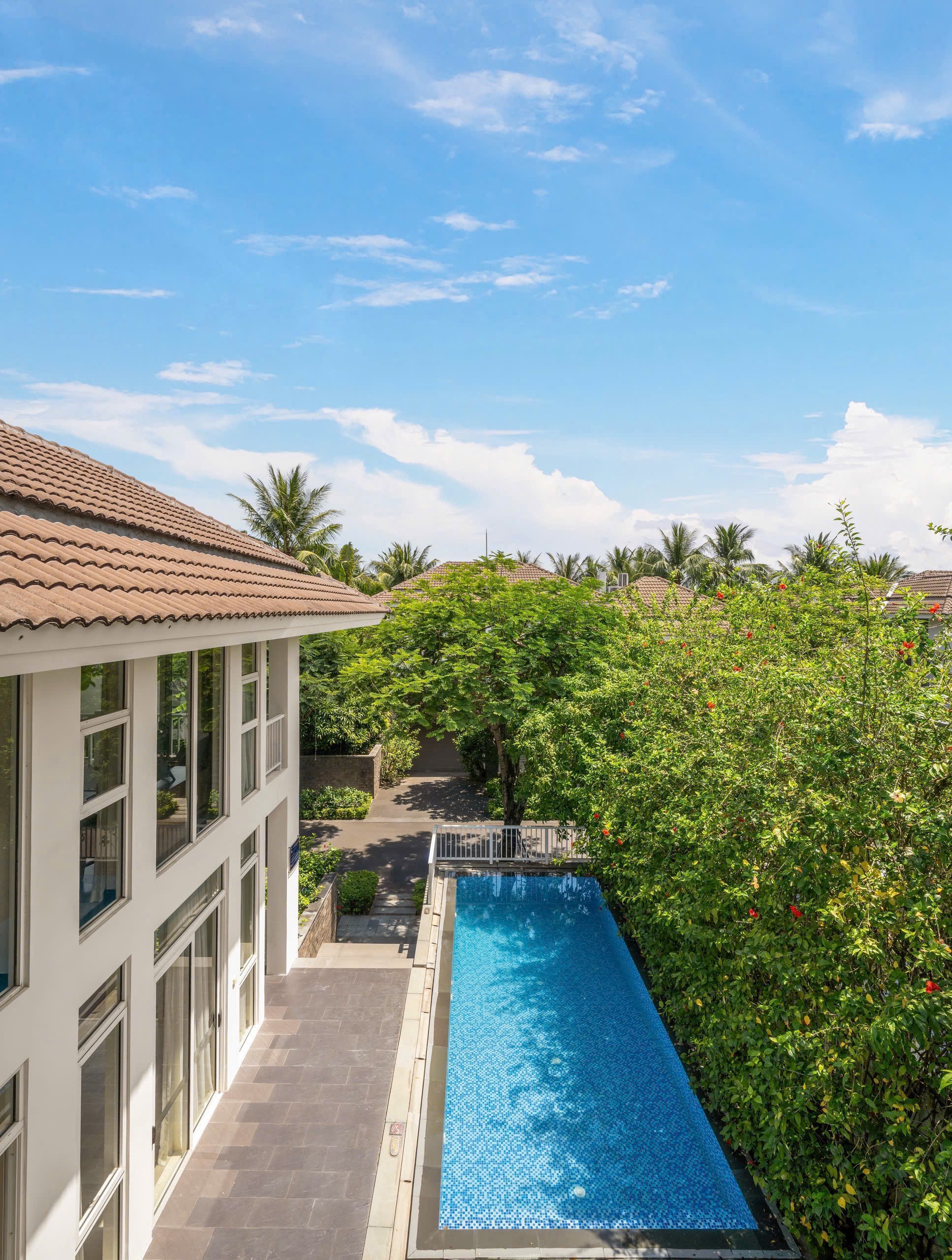 6 Bedroom Villa-10