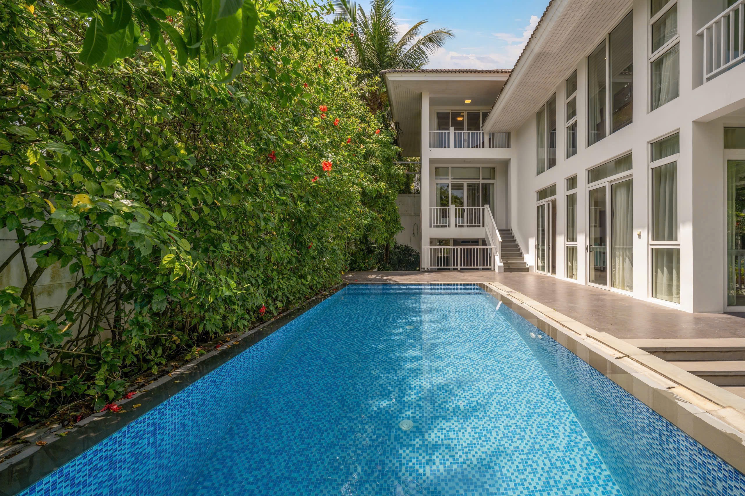 6 Bedroom Villa-4