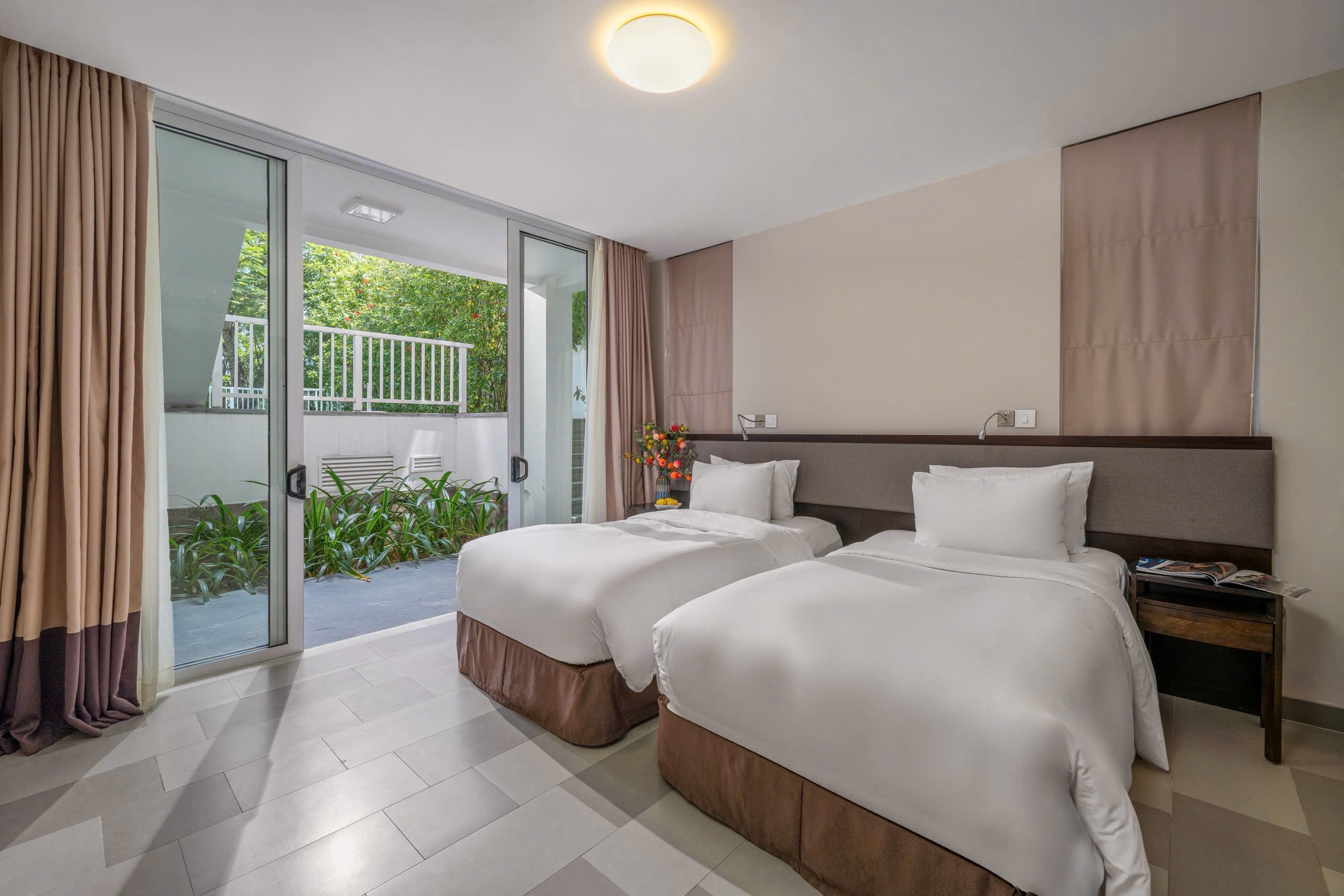 6 Bedroom Villa-11